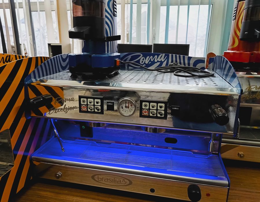 Espressoare profesionale reconditionate – Roma Excelsior