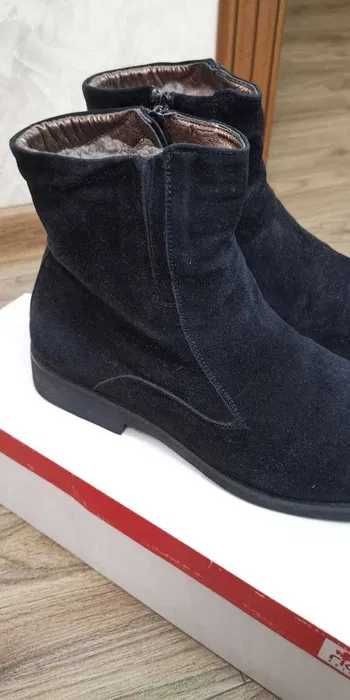 Мужские замшевые ботинки