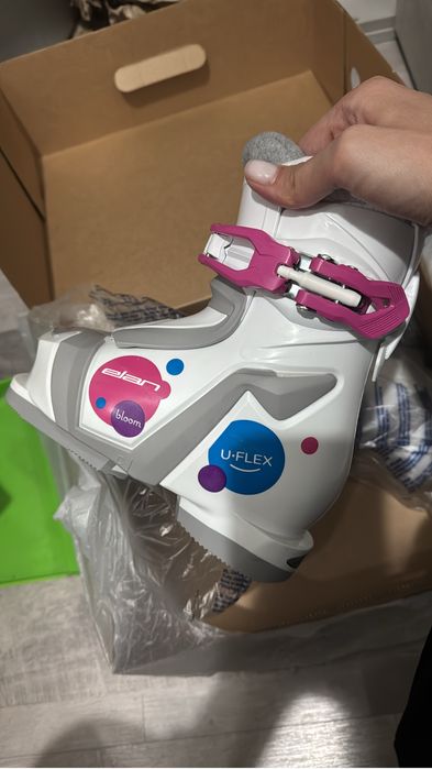 Горнолыжные ботинки детские