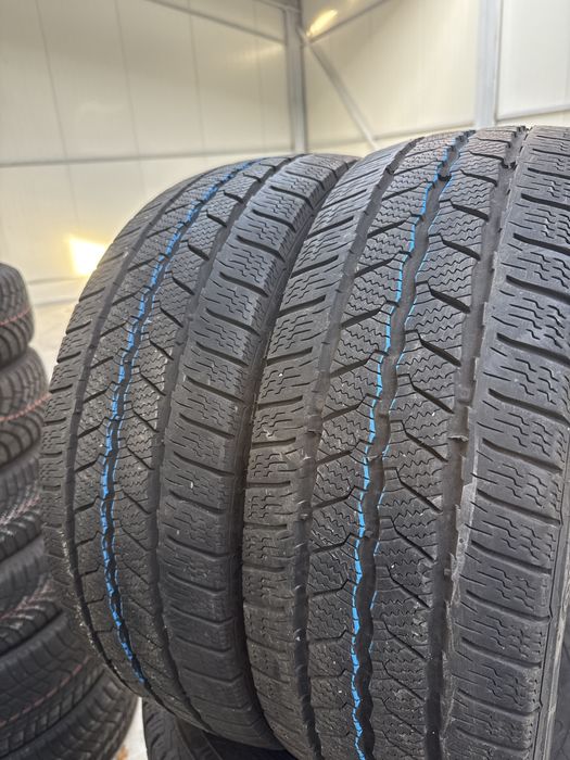 Anvelope de iarna 215/60 R17C
