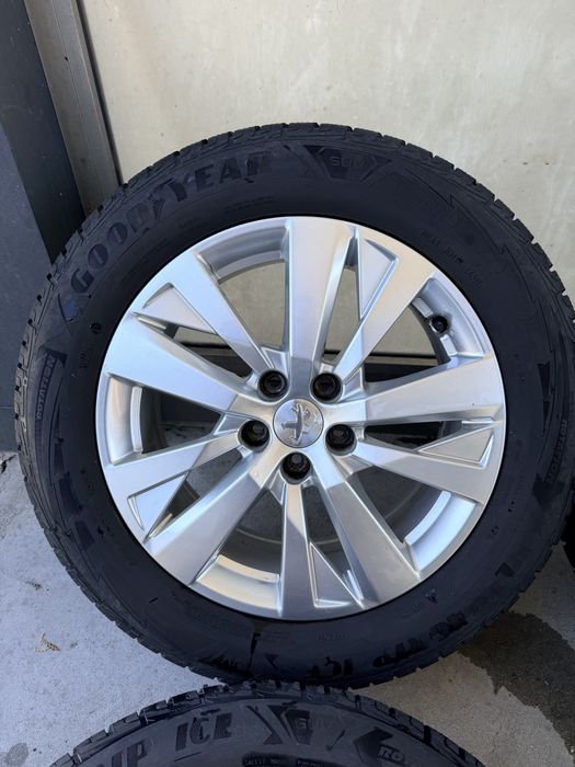 Оригинални джанти за Peugeout 3008/5008 17 цола  5x108