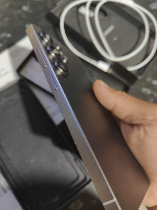 Samsung S25 ultra 256 GB  garanție 9 luni