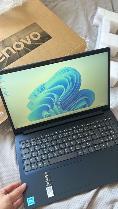 Ноутбук Lenovo IdeaPad 3