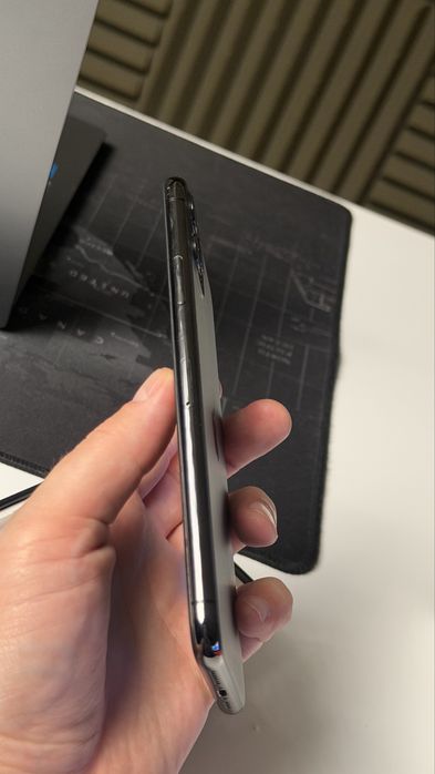 iPhone 11 Pro Max 64GB LL/A