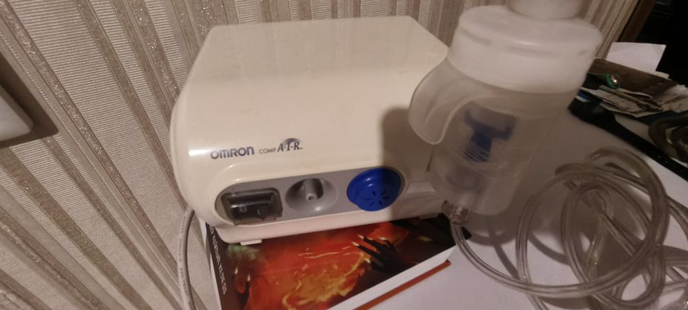 Ингалятор для ингаляции OMRON