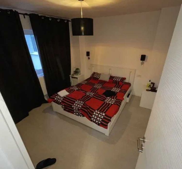 Дава се под наем Тристаен апартамент в Пловдив, Южен - 90 кв.м за 357 € - Снимка #2