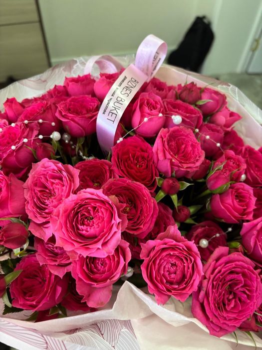 кустовые свежие розы