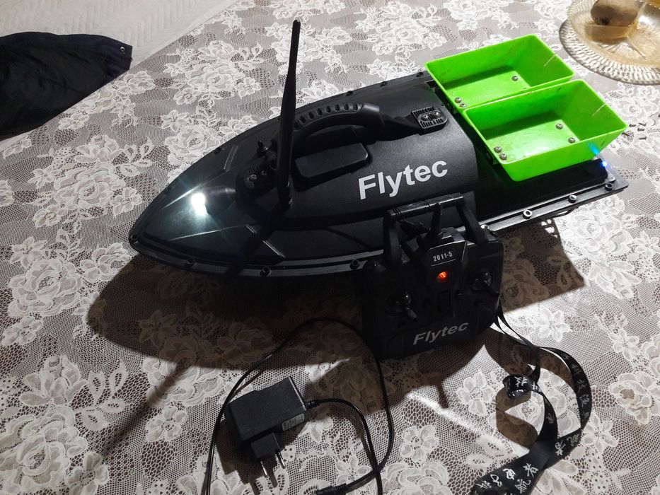 Flytec лодка за захранка Шаранджийска и др.