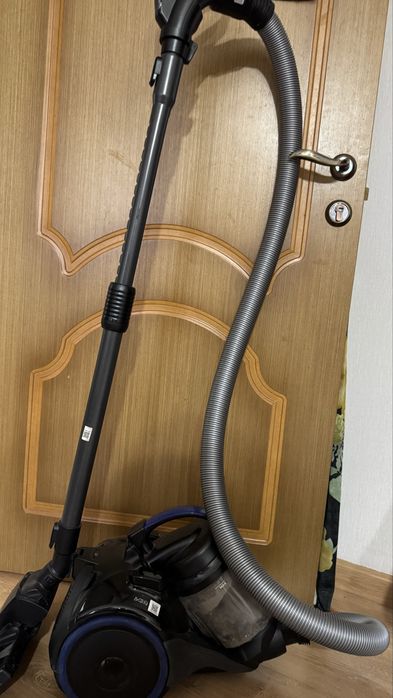 Три Пылесоса в рабочем состоянии