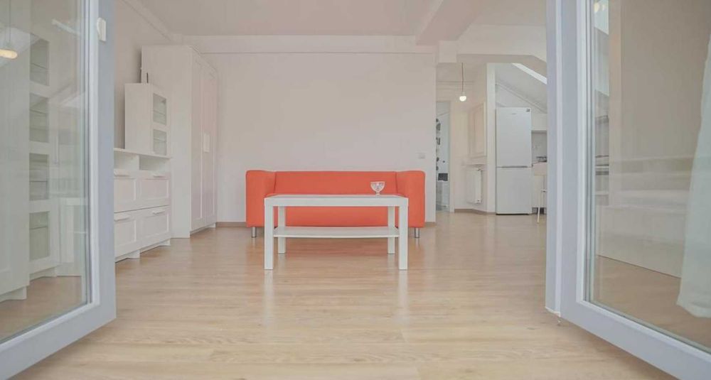 Inchiriez studio central, strada Traian 21, constructie 2016