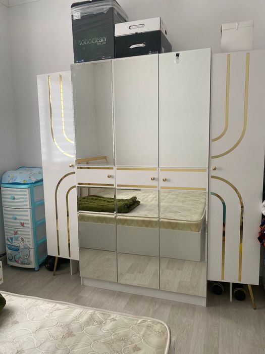 Спальный гарнитур шкаф