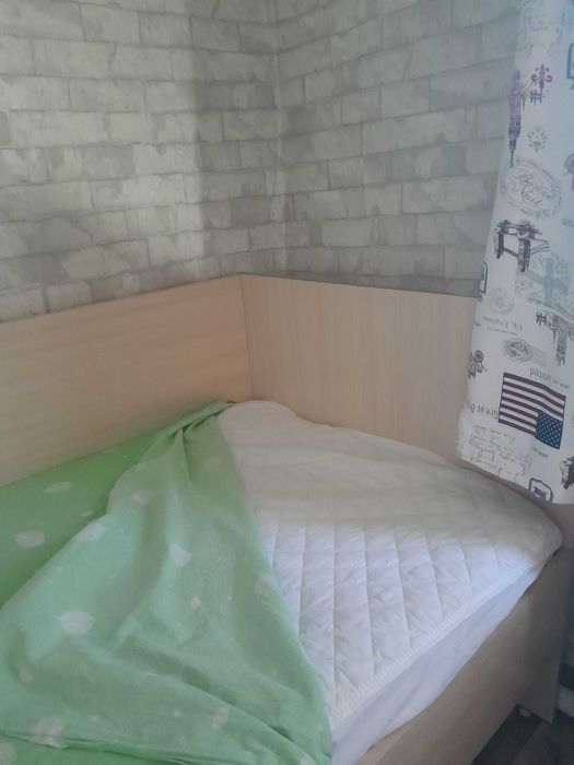 Кровать с матрасом односпалка