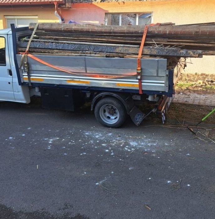 Transport moloz,piatră,marfă, debarasari apartamente, mobilă