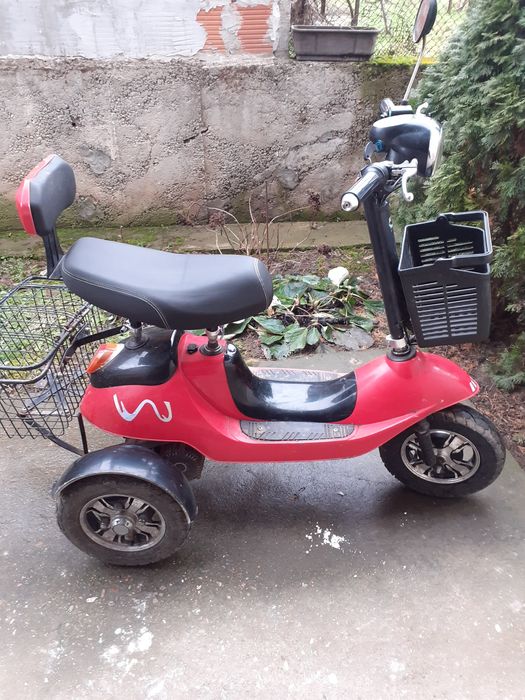 Електрическа триколка