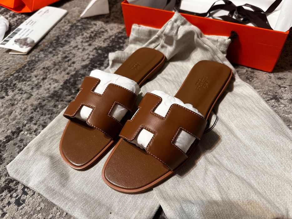 Papuci Hermes Oran maro marime 38