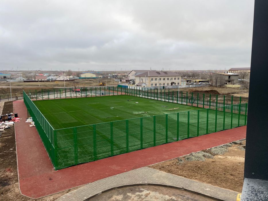 Монтаж  линолеума