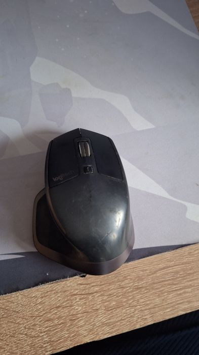 Mouse logitech MX Master Wireless- functioneaza perfect