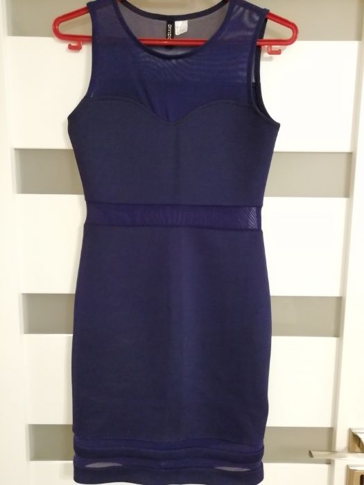 Тъмносиня рокля HM