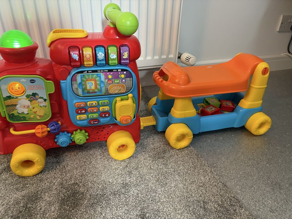 Vand trenulet Alfabet Vtech push and ride 4 in 1