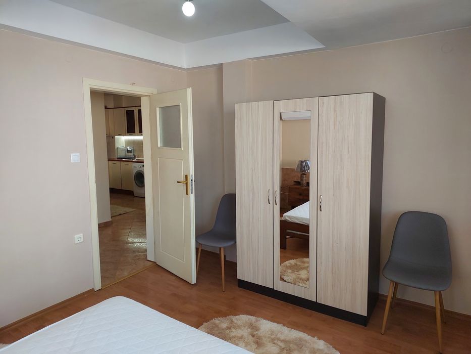 Дава се под наем Тристаен апартамент в Пловдив, Каменица 1 - 102 кв.м за 498.27 € - Снимка #7