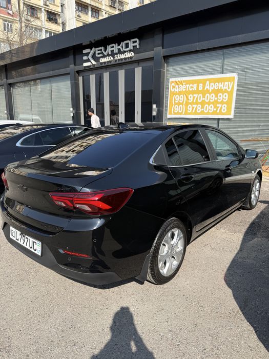 Продаю свою Машину марки Оникс