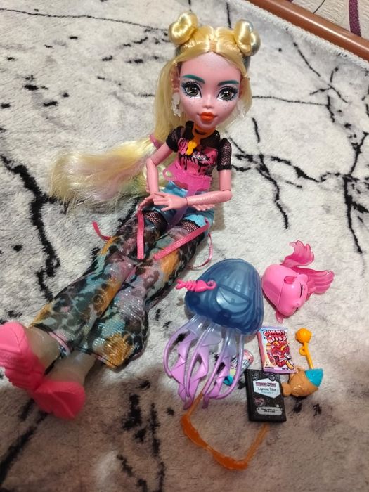 Продам куклу Лагуну Монстер хай