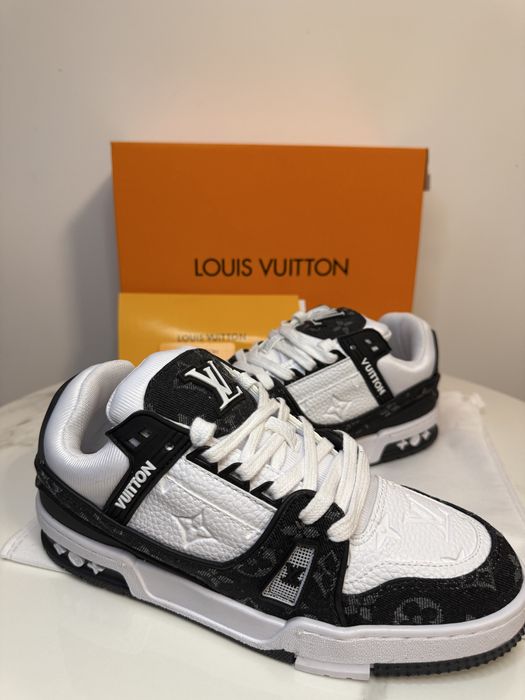 Adidasi L O U I S V U I T T O N Black Premium