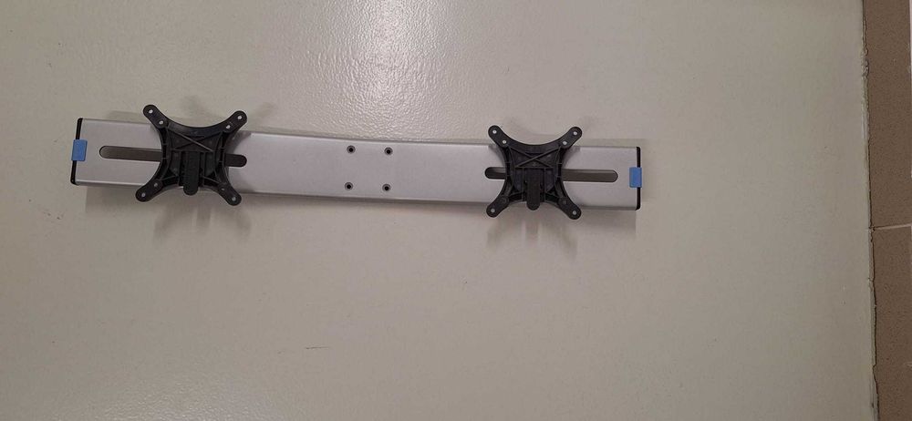 Стойки за монитор