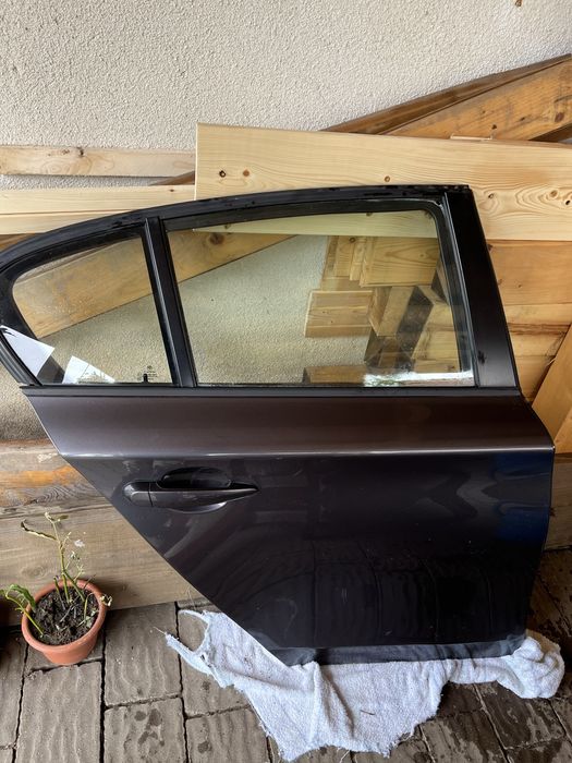 Usa spate dreapta, arips fata dreapta bmw seria 1