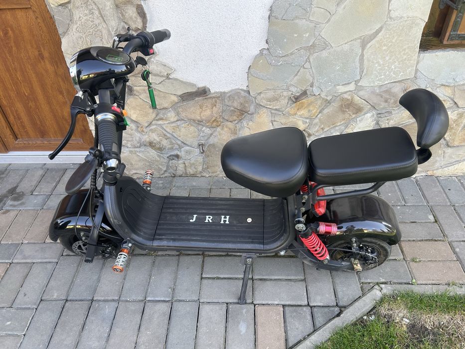 Mini Scuter electric cu cheie