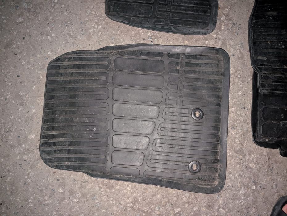 Полик Toyota Land cruiser