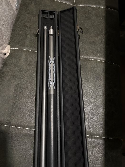 Бильярдный кий  bilyardniy kiy