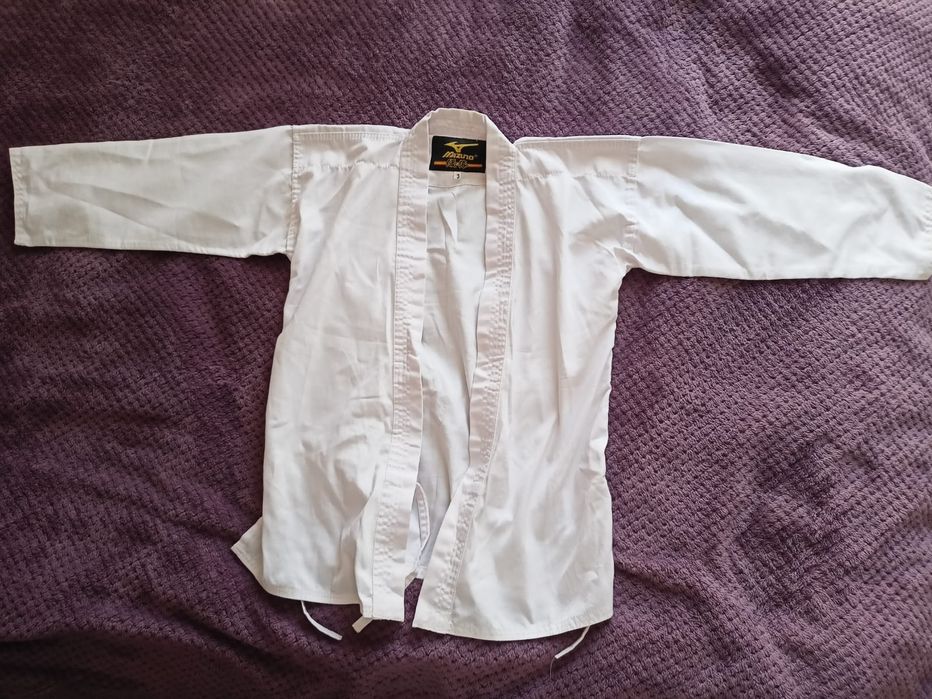 Кимоно для каратэ - комплект.