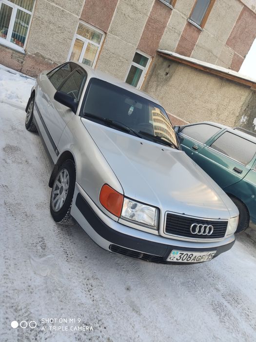 Ауди 100 с4 1992г