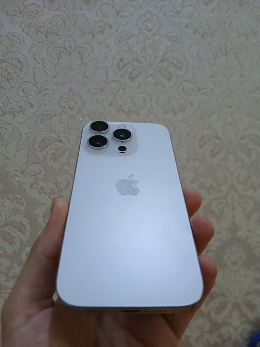 Iphone 16 pro 256 white