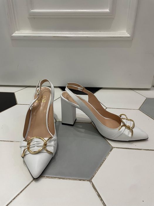 Продается туфли босонжки