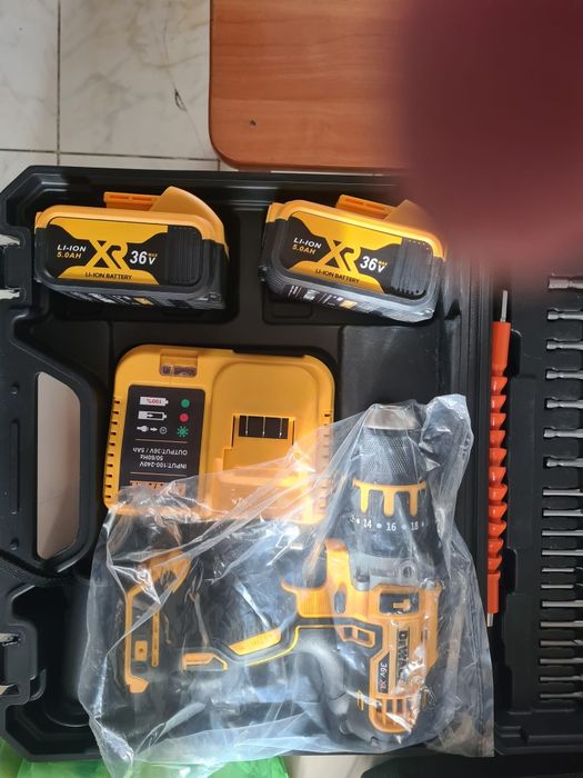 Vând urgent drujbe pe benzina