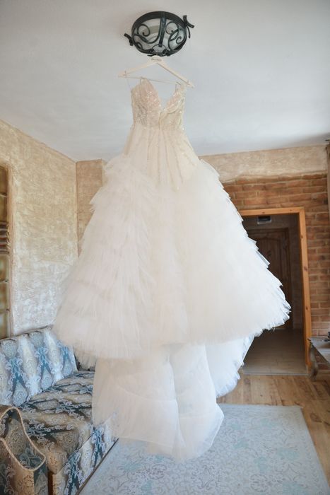 Дизайнерска сватбена рокля