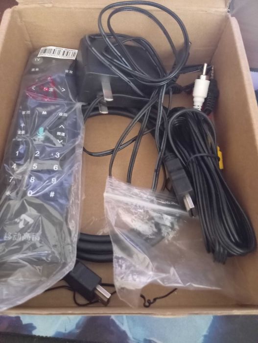 ТВ-приставка андроид  China Mobile