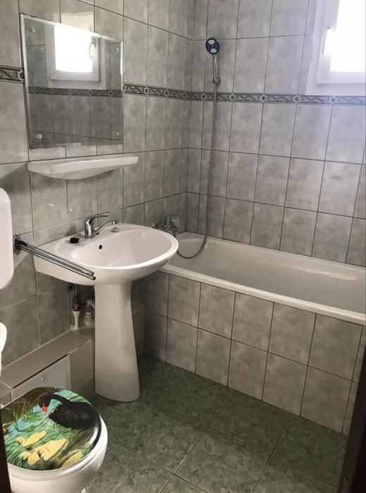 Apartament 3 camere decomandat Sebastian