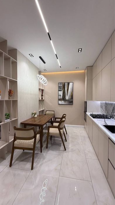 Прродается Отличная 3х ком.кв. 72м2. Микрорайон. Поворот.