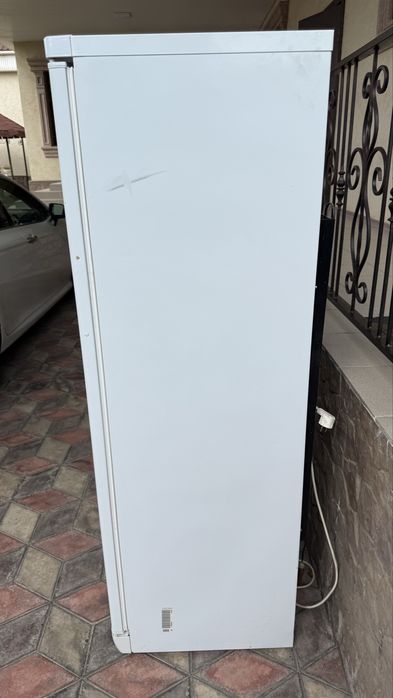 Срочно продам морозилник