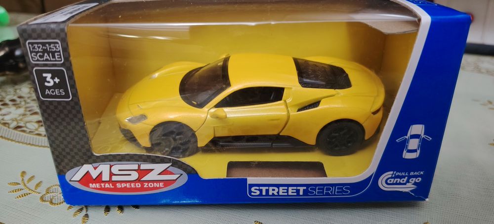 Машинка детская железная