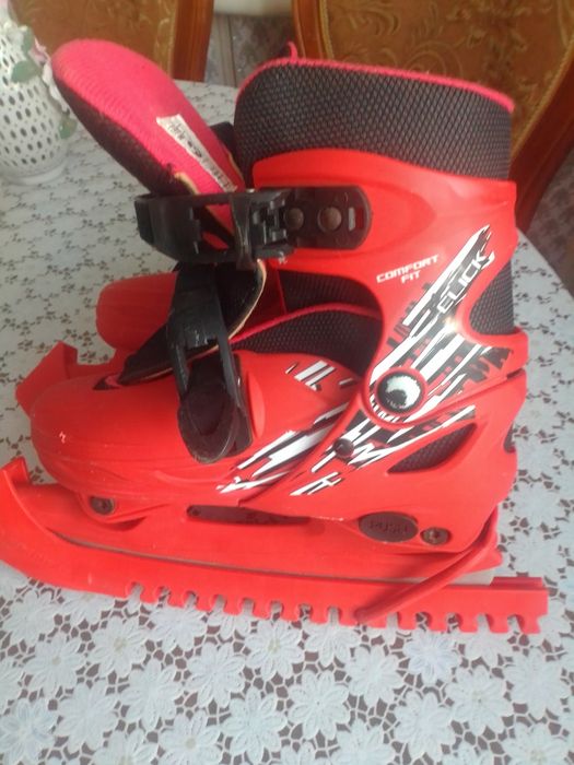 Продам коньки