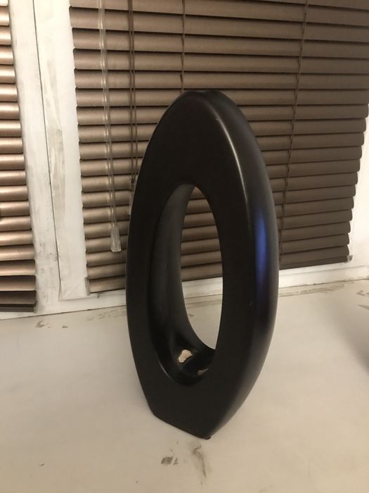 Комплект из трех керамических ваз.