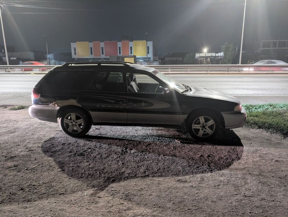 Субару Аутбэк 2.5 срочно