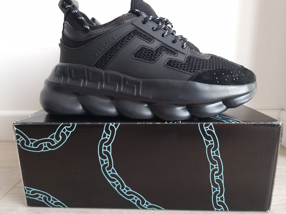 Versace Chain Reaction - Negri - Marimea 43 - Cadoul Ideal - Urgent