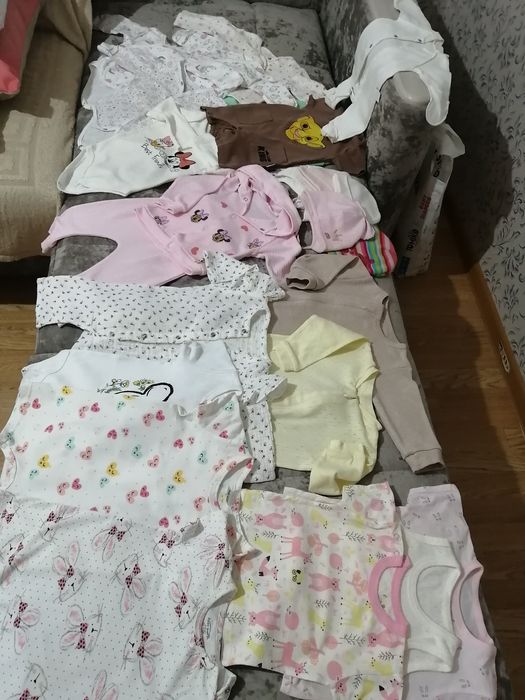 Одежда на девочку от 0-6 мес
