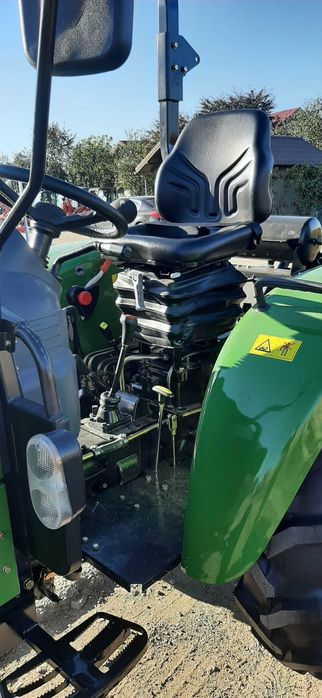Tractor Zoomlion RD254-25CP cu CIV stage V, 9 500 euro + TVA