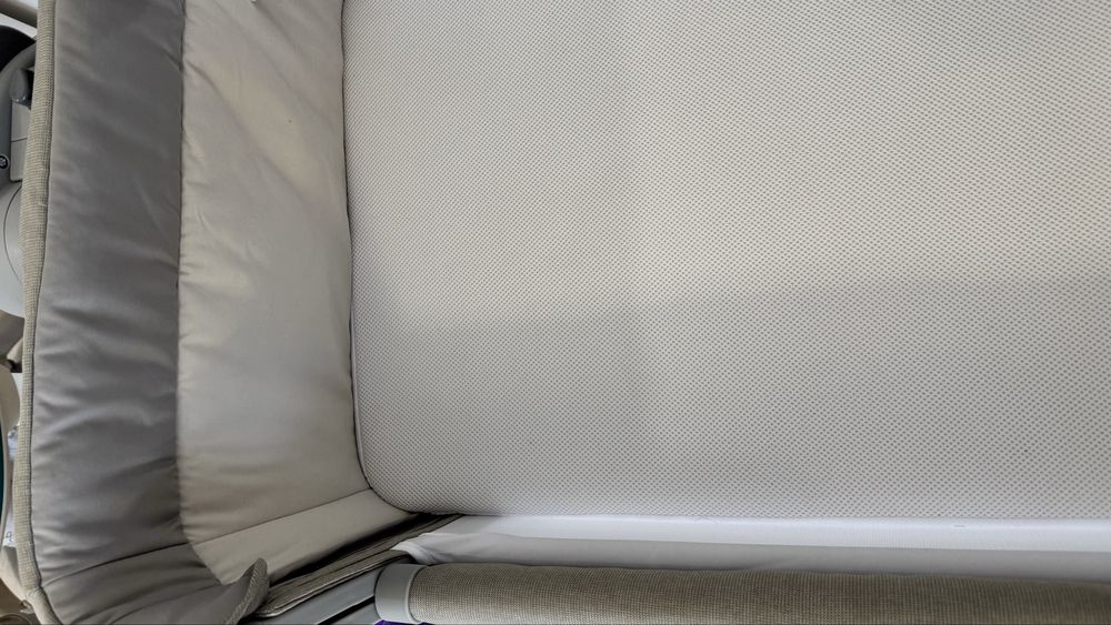 Детская манеж-кровать от chicco